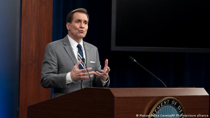 Người phát ngôn Lầu Năm Góc John Kirby hôm 24/1 tuyên bố Bộ trưởng Quốc phòng Lloyd Austin đã báo động đưa 8.500 quân tới Đông Âu (Ảnh: AP).