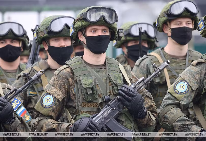 Binh sĩ Nga trong lực lượng gìn giữ hòa bình của CSTO ở Kazakhstan (Ảnh: Belta). Binh sĩ Nga trong lực lượng gìn giữ hòa bình của CSTO ở Kazakhstan (Ảnh: Belta).