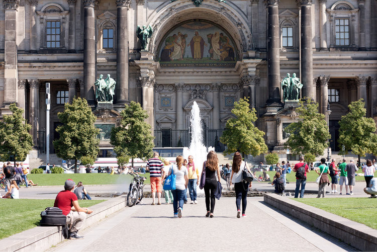 Top 15 quốc gia đáng sống nhất trên thế giới ảnh 4