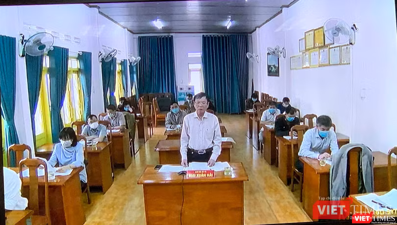 Đại diện tỉnh Gia Lai báo cáo tình hình dịch tại điểm cầu trực tuyến