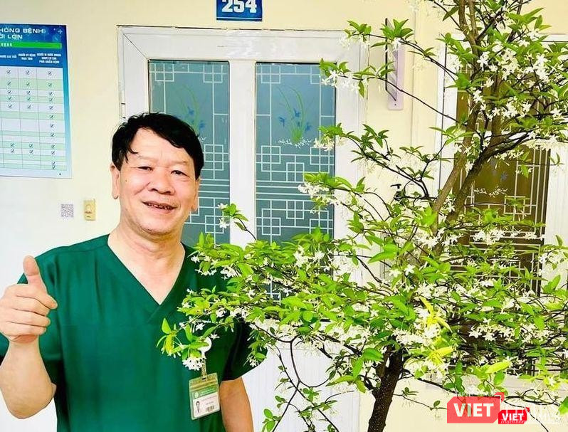 TS. Nguyễn Doãn Phương – nguyên Viện trưởng Viện Sức khoẻ tâm thần quốc gia, Bệnh viện Bạch Mai: