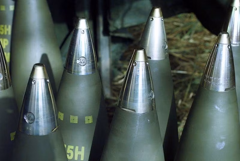 EU cung cấp 1 tỉ euro mua đạn pháo 155 mm cho quân đội Ukraine. Ảnh TopWar.