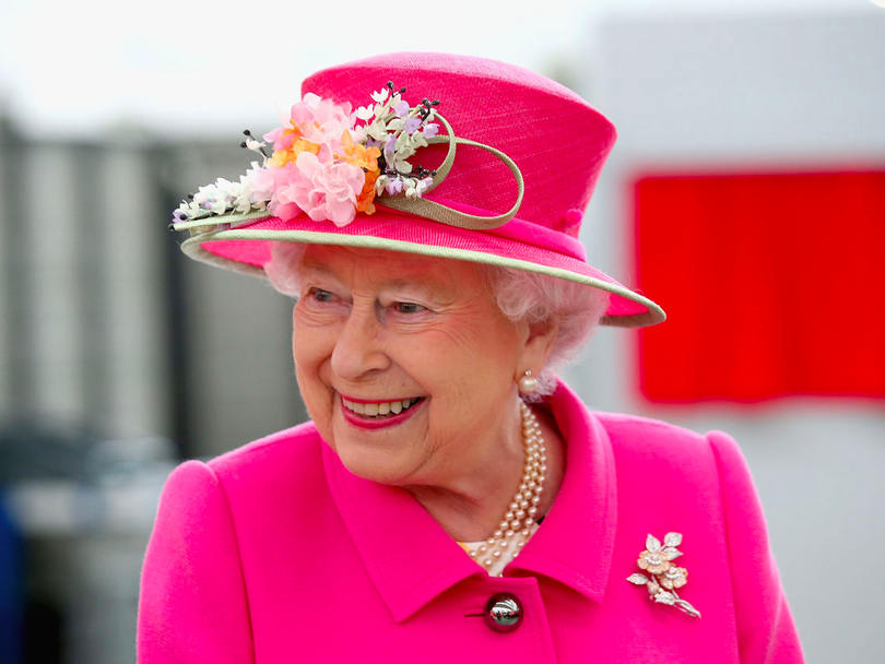 Bill Gates bỏ túi gần 10 triệu USD mỗi ngày, những người nổi tiếng kiếm tiền ra sao? ảnh 7