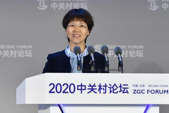 Bà Thạch Chính Lệ được Trung Quốc coi là người hùng chống virus (Ảnh: Sina). Bà Thạch Chính Lệ được Trung Quốc coi là người hùng chống virus (Ảnh: Sina).