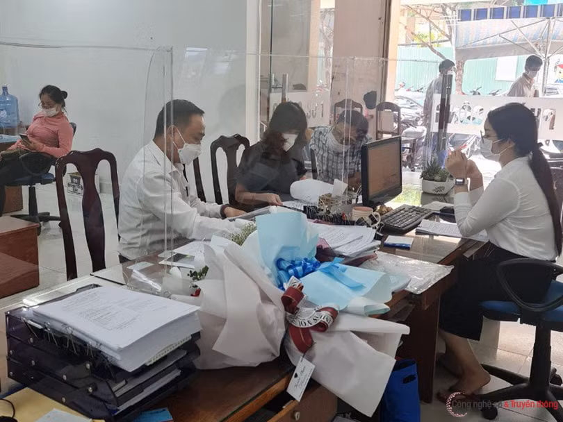 Từ 1/1/2023, các tổ chức hành nghề công chứng khi tra cứu thông tin ngăn chặn, thông tin giải tỏa ngăn chặn trên Cơ sở dữ liệu công chứng sẽ phải nộp phí khai thác, sử dụng. (Ảnh minh họa: Sở TT&amp;TT Đà Nẵng cung cấp)