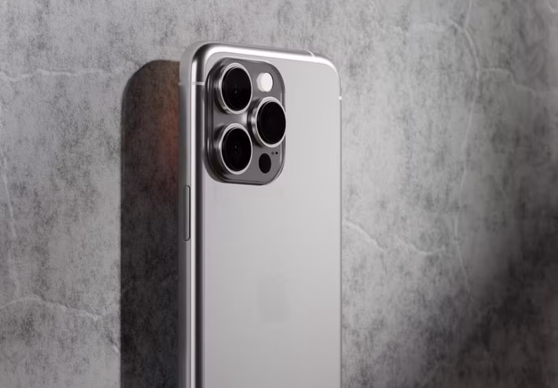 iPhone 15 Ultra có thể có thiết kế mới với cạnh sau bo cong. Ảnh: Appleinsider