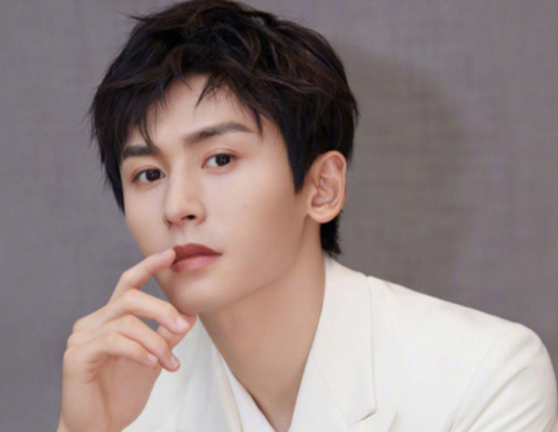 Trương Triết Hạn, diễn viên thuộc công ty của Triệu Vy bị coi là "phần tử thân Nhật" (Ảnh: Dwnews).