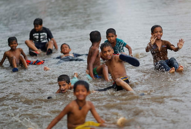 Việc Ấn Độ nới lỏng các biện pháp hạn chế đã khiến số ca nhiễm tăng trở lại (Ảnh: Reuters).