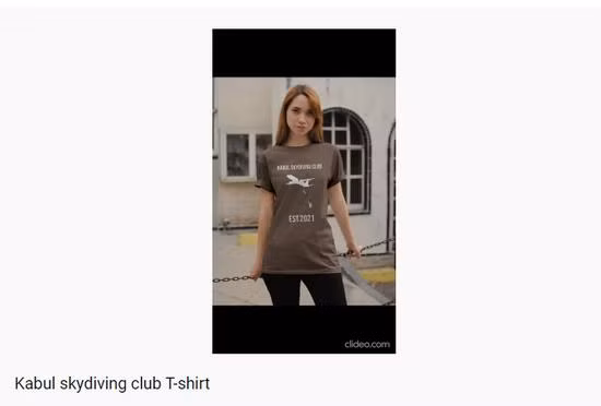 Hình ảnh trong video quảng cáo áo pull (Ảnh: sina).