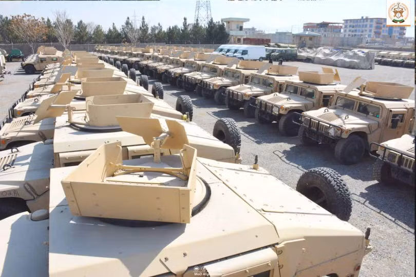 Các xe chiến đấu của quân đội Afghanistan rơi vào tay Taliban (Ảnh: guancha). Các xe chiến đấu của quân đội Afghanistan rơi vào tay Taliban (Ảnh: guancha).