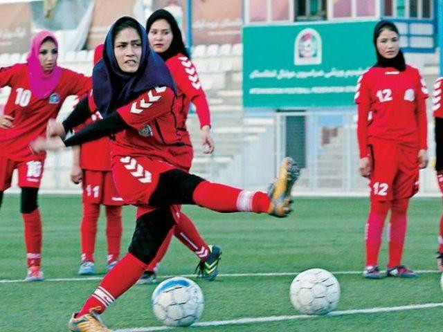 Các cầu thủ tập bóng những ngày còn tự do (Ảnh: AP). Các cầu thủ tập bóng những ngày còn tự do (Ảnh: AP).