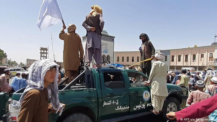 Việc lực lượng Taliban đang liên tiếp chiếm thêm lãnh thổ ở Afghanistan đang gây nên sự quan tâm của quốc tế (Ảnh: Deutsche Welle). Việc lực lượng Taliban đang liên tiếp chiếm thêm lãnh thổ ở Afghanistan đang gây nên sự quan tâm của quốc tế (Ảnh: Deutsche Welle).