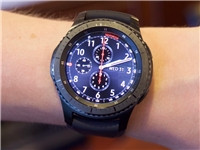 Infographic về sự khác biệt giữa Gear S2 và Gear S3