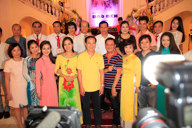 Video: “Biệt đội Báo Đen” khốc liệt và lãng mạn trên sân khấu Nhà hát Lớn ảnh 1