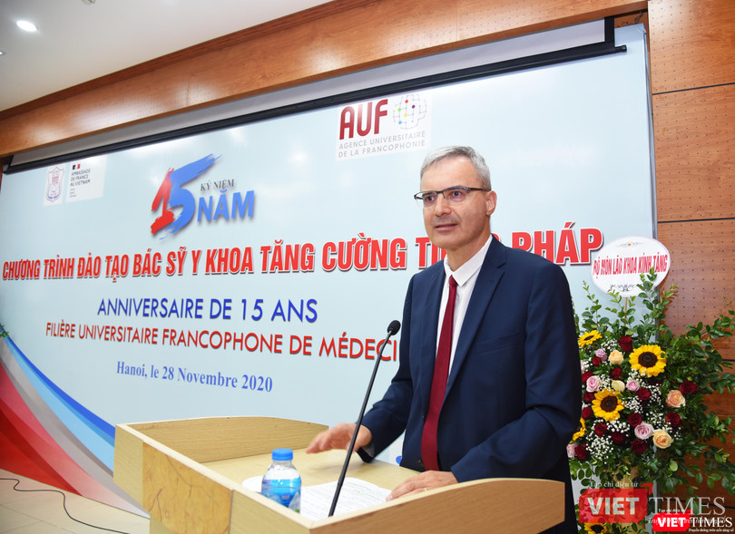 Ngài Nicolas Warnery - Đại sứ đặc mệnh toàn quyền của Pháp tại Việt Nam - phát biểu Ngài Nicolas Warnery - Đại sứ đặc mệnh toàn quyền của Pháp tại Việt Nam - phát biểu