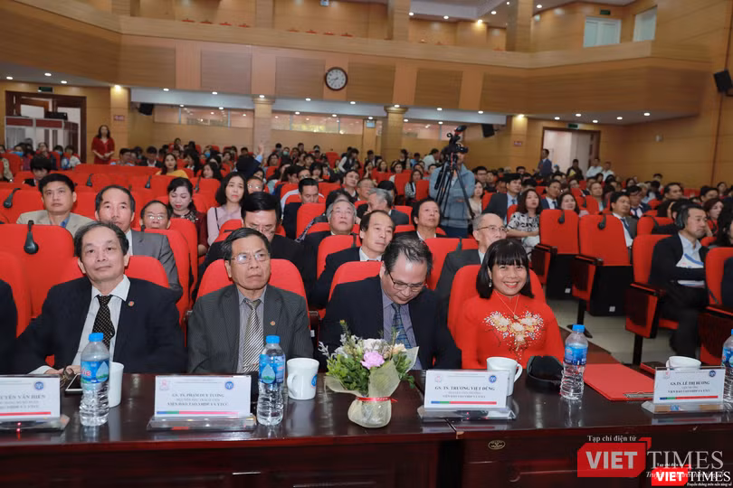 Các đại biểu dự lễ kỷ niệm