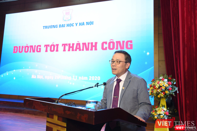 GS.TS. Tạ Thành Văn - Bí thư Đảng ủy, Chủ tịch Hội đồng Trường Đại học Y Hà Nội