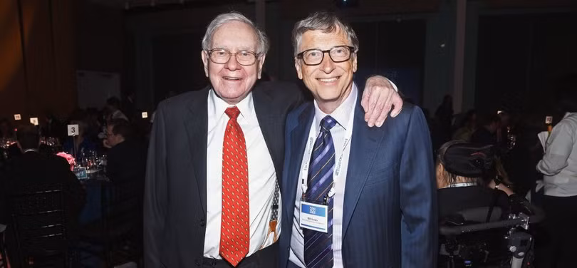 Hai tỷ phú Warren Buffett (trái) và Bill Gates (phải). Ảnh: Inc