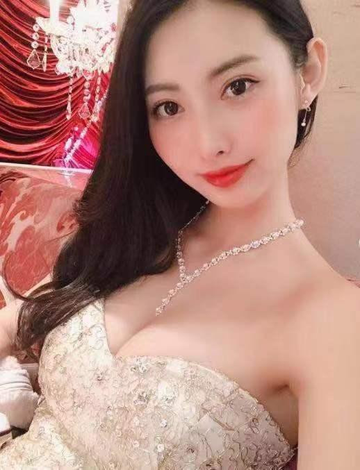 Người này cũng được cho là Hứa Diễm (Ảnh: 163.com). Người này cũng được cho là Hứa Diễm (Ảnh: 163.com).