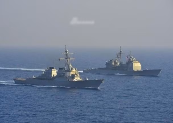 Tàu chiến Mỹ thực hiện "tự do hàng hải" trên Biển Đông (Ảnh: Đông Phương).