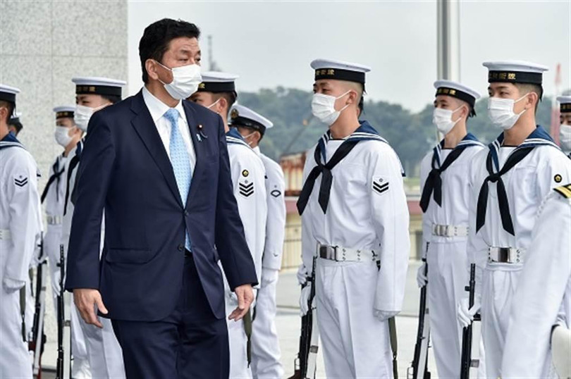 Bộ trưởng Quốc phòng Nhật Nobuo Kishi : “Senkaku chắc chắn là lãnh thổ của đất nước chúng ta. Nó phải được thiết thực bảo vệ” (Ảnh: Chinatimes). Bộ trưởng Quốc phòng Nhật Nobuo Kishi : “Senkaku chắc chắn là lãnh thổ của đất nước chúng ta. Nó phải được thiết thực bảo vệ” (Ảnh: Chinatimes).