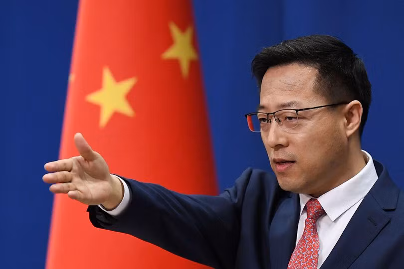 Ông Triệu Lập Kiên cho rằng, nhiều người Mỹ coi Trung Quốc là kẻ thù do chính phủ Mỹ tiền nhiệm đã dựng nên và truyền bá tin đồn và dối trá về Trung Quốc, ra sức vu khống và bôi nhọ Trung Quốc...(Ảnh: Sina).