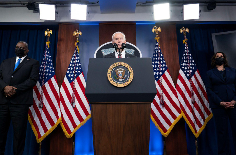 Ông Joe Biden và bà Kamala Harris thăm Lầu Năm Góc hôm 10/2, tuyên bố thành lập Nhóm công tác Trung Quốc (Ảnh: Reuters). Ông Joe Biden và bà Kamala Harris thăm Lầu Năm Góc hôm 10/2, tuyên bố thành lập Nhóm công tác Trung Quốc (Ảnh: Reuters).