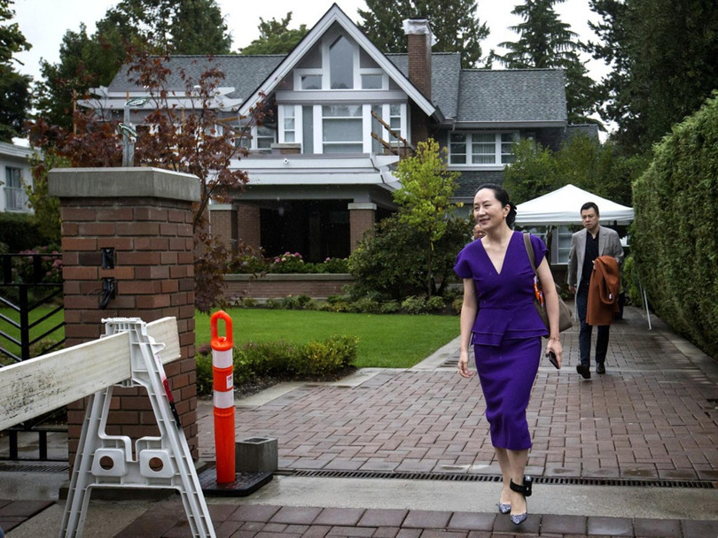 Bà Mạnh Vãn Chu bị đeo kiềng điện tử, chịu quản thúc tại nhà riêng ở Vancouver, Canada (Ảnh: AP). Bà Mạnh Vãn Chu bị đeo kiềng điện tử, chịu quản thúc tại nhà riêng ở Vancouver, Canada (Ảnh: AP).