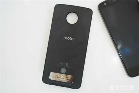 Cận cảnh máy chiếu Insta Share Projector.