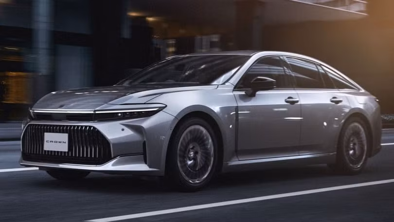 Mẫu sedan Toyota Crown RWD hạng sang dẫn động cầu sau sẽ không được phân phối tại Mỹ