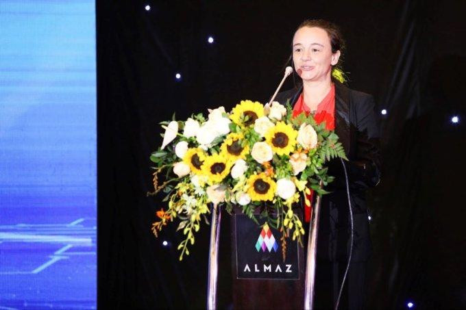 Bà Sophie Maysonnave phát biểu tại sự kiện. Ảnh: Vingroup