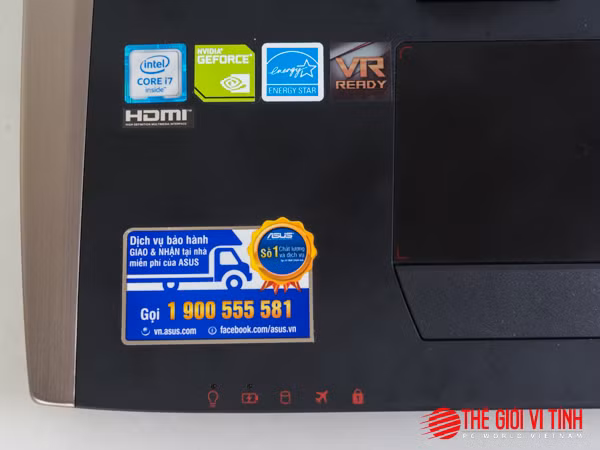 Miếng kim loại bên trái mát lạnh "giải nhiệt" tốt cho tay. Miếng kim loại bên trái mát lạnh "giải nhiệt" tốt cho tay.