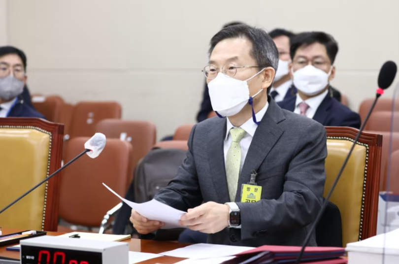 Ông Lee Yong-ho, Bộ trưởng Bộ Khoa học, Công nghệ, Thông tin và Truyền thông Hàn Quốc (Ảnh: Guancha). Ông Lee Yong-ho, Bộ trưởng Bộ Khoa học, Công nghệ, Thông tin và Truyền thông Hàn Quốc (Ảnh: Guancha).