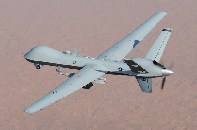 UAV MQ-9 Reaper cực kỳ đắt tiền của Mỹ (Ảnh: Sina).