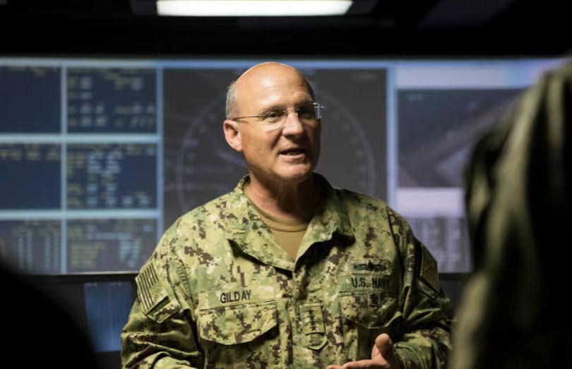 Bộ trưởng Tác chiến Hải quân Mỹ Michael Gilday tiết lộ về các loại tàu không người lái của Hải quân Mỹ (Ảnh: USNavy). Bộ trưởng Tác chiến Hải quân Mỹ Michael Gilday tiết lộ về các loại tàu không người lái của Hải quân Mỹ (Ảnh: USNavy).