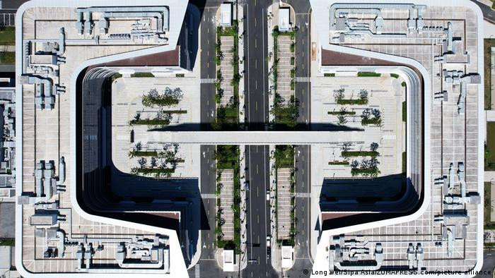 Điện toán đám mây của Alibaba sử dụng chip của Nvidia. Trong ảnh: Nhà máy của Alibaba ở Hàng Châu (Ảnh: Deutsche Welle). Điện toán đám mây của Alibaba sử dụng chip của Nvidia. Trong ảnh: Nhà máy của Alibaba ở Hàng Châu (Ảnh: Deutsche Welle).