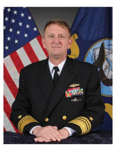 Phó đô đốc Johnny Wolfe (Ảnh: Wiki). Phó đô đốc Johnny Wolfe (Ảnh: Wiki).