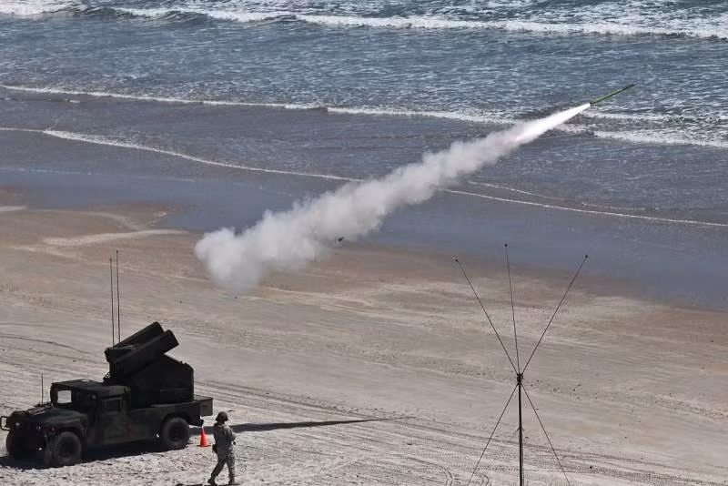 Phóng tên lửa vào mục tiêu (Ảnh: Topwar).