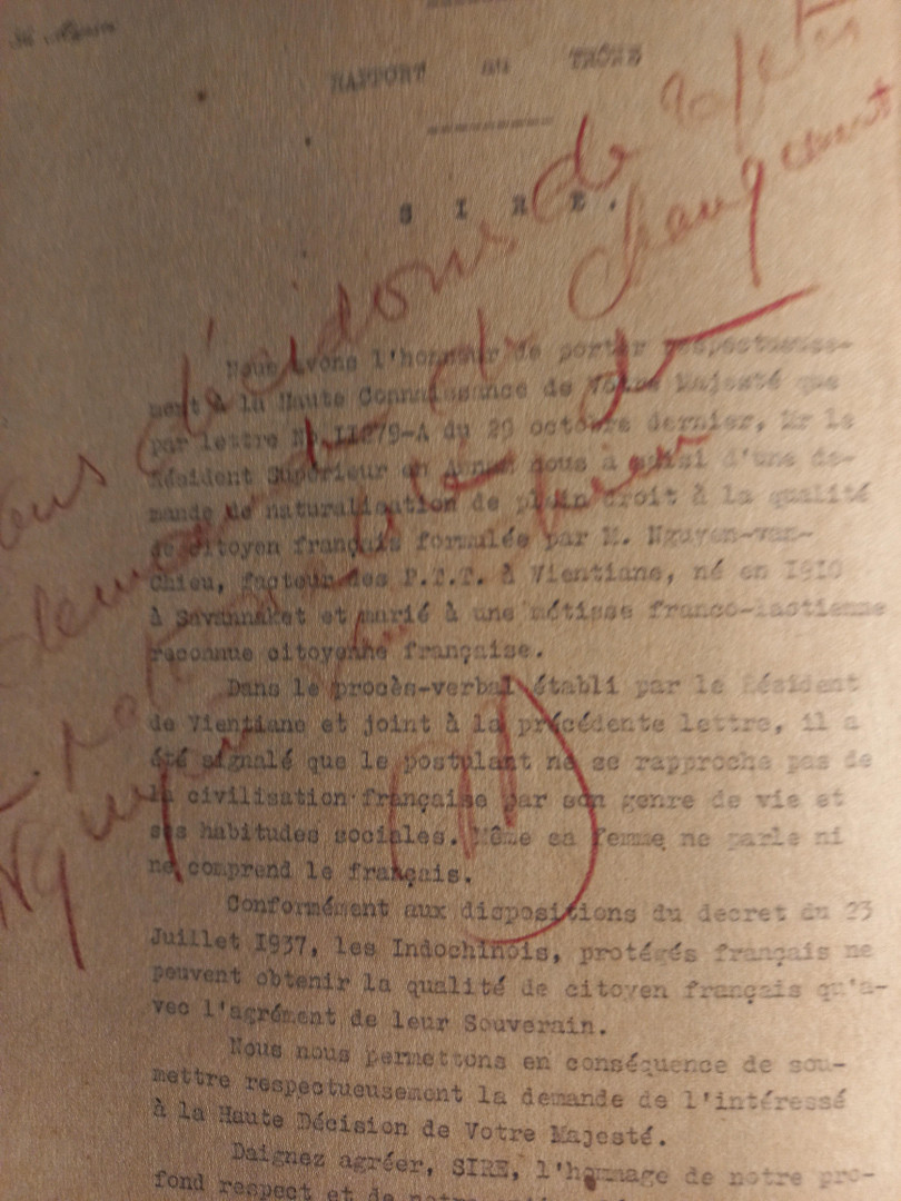 Ngự phê bằng chữ Pháp của vua Bảo Đại