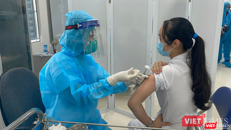 Hoàn thiện hệ thống pháp luật về dược, trang thiết bị y tế cũng là đảm bảo quyền lợi chính đáng của người dân