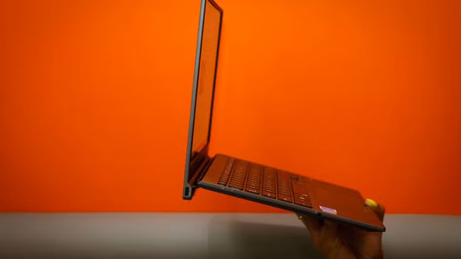 Đánh giá laptop Asus Pro B9440 ảnh 3