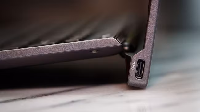 Đánh giá laptop Asus Pro B9440 ảnh 5