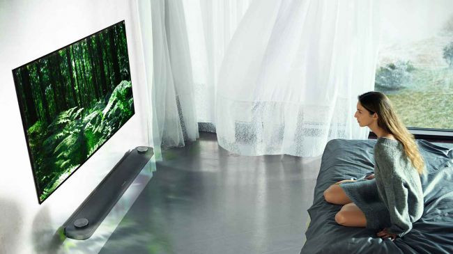 Đánh giá tivi LG OLED Signature: thiết kế hiện đại, mức giá khá cao ảnh 4