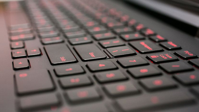 Đánh giá laptop Dell Inspiron 7000 ảnh 3