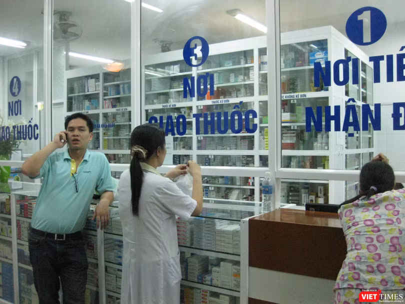 Đấu thầu thuốc thành công sẽ giúp các bệnh viện hạ nhiệt "cơn sốt" thiếu thuốc điều trị