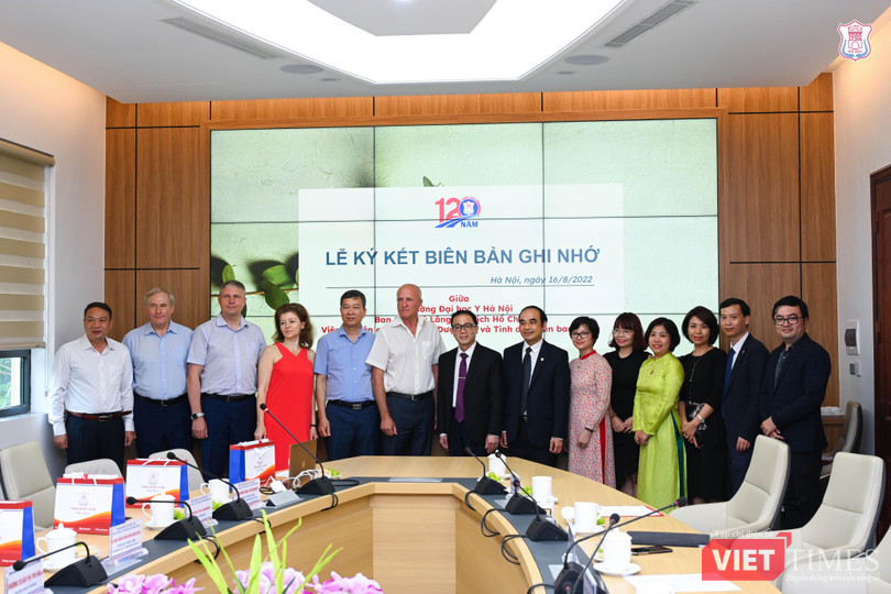 Lễ ký kết hợp tác ba bên đã thành công Lễ ký kết hợp tác ba bên đã thành công