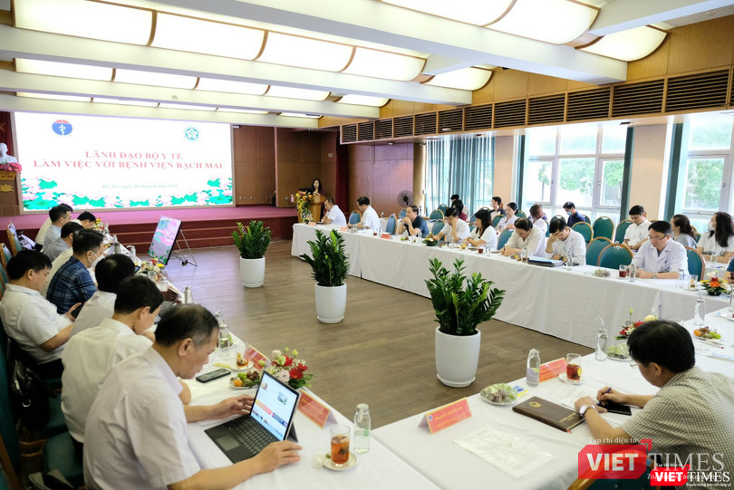 Buổi làm việc của Bộ trưởng Đào Hồng Lan tại BV Bạch Mai Buổi làm việc của Bộ trưởng Đào Hồng Lan tại BV Bạch Mai