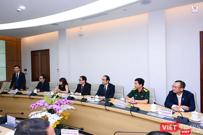 Lãnh đạo Trường Đại học Y Hà Nội Lãnh đạo Trường Đại học Y Hà Nội