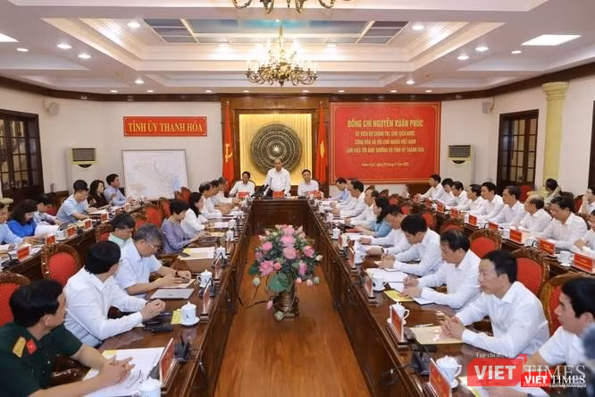 Chủ tịch Nguyễn Xuân Phúc làm việc với Ban Thường vụ Tỉnh ủy Thanh Hóa Chủ tịch Nguyễn Xuân Phúc làm việc với Ban Thường vụ Tỉnh ủy Thanh Hóa