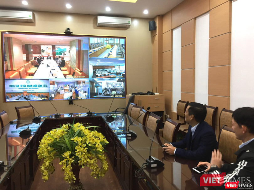 Điểm cầu y tế phục vụ Đại hội Đảng ở Cục Quản lý Khám chữa bệnh do TS. Vương Ánh Dương - Phó Cục trưởng trực chỉ huy